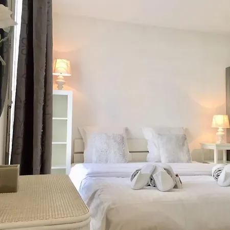 Apartamento Modern And Peaceful Flat With Terrace And Parking